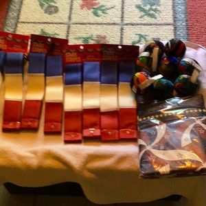 Table Cloth, Buntings & Splash Balls Red, White & Blue Buntings & Splash Balls